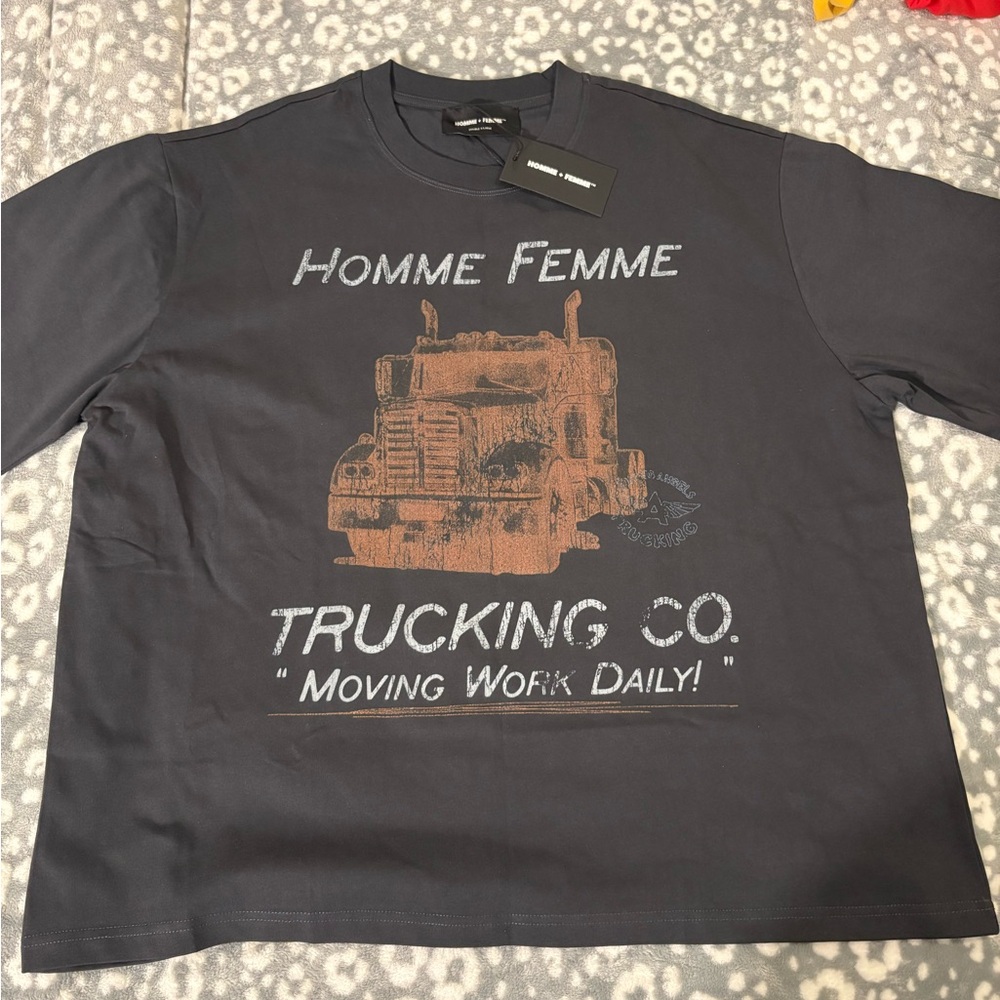 Homme Femme Graphic Tee - Black